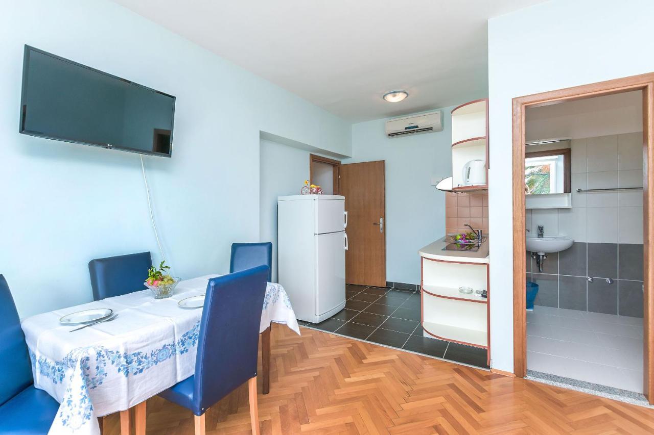 Apartments Marija Duće 외부 사진