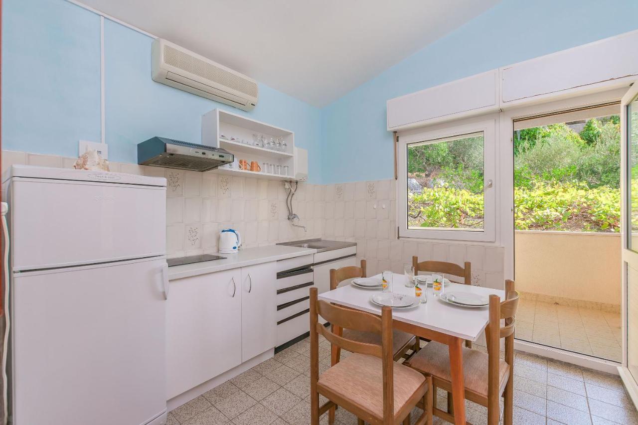 Apartments Marija Duće 외부 사진