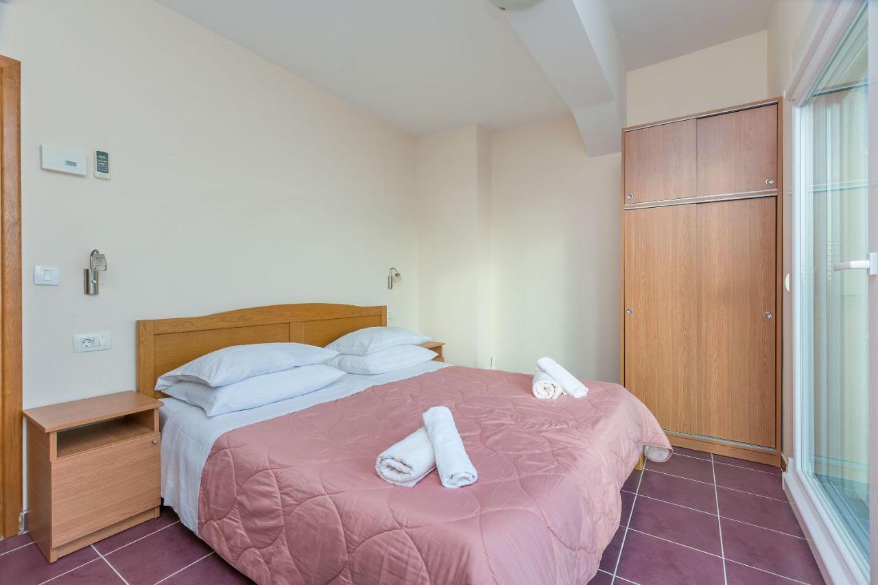 Apartments Marija Duće 외부 사진