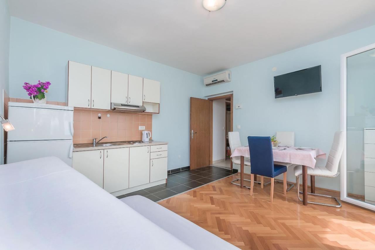 Apartments Marija Duće 외부 사진